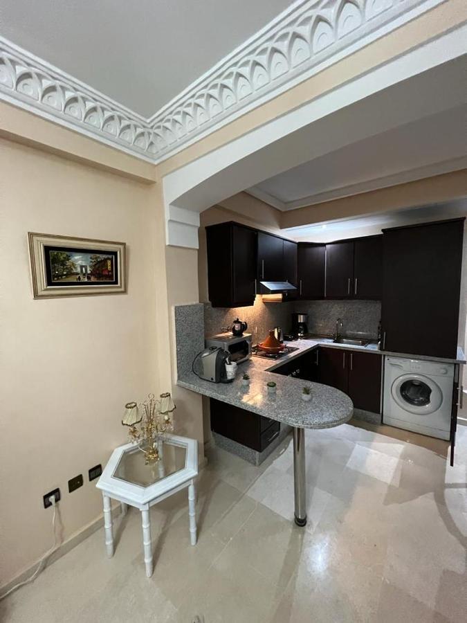 Luxury Apartment 3 In The Heart Of Gueliz, Wifi, Pool Маракеш Екстериор снимка